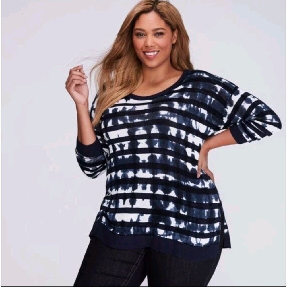 Lane Bryant Navy Blue White Tie Dye Striped Scoop Neck Sweater Size 14/16